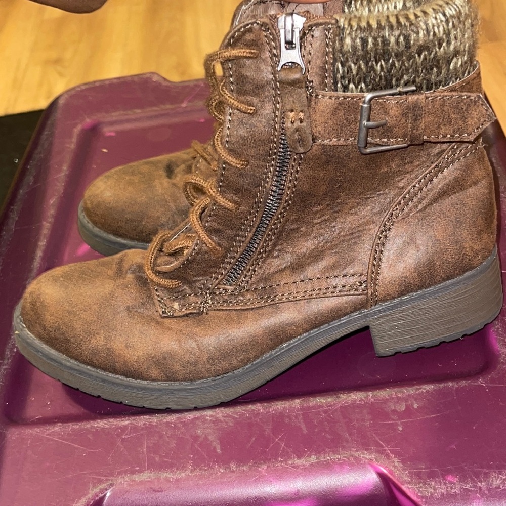Brown winter Boots